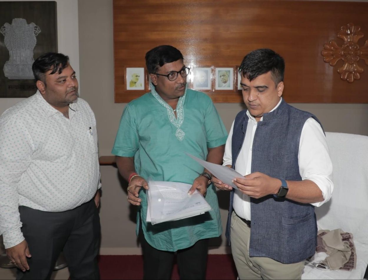 JRES Team Meets Honorable Home Minister of Gujarat, Shri Harsh Sanghvi